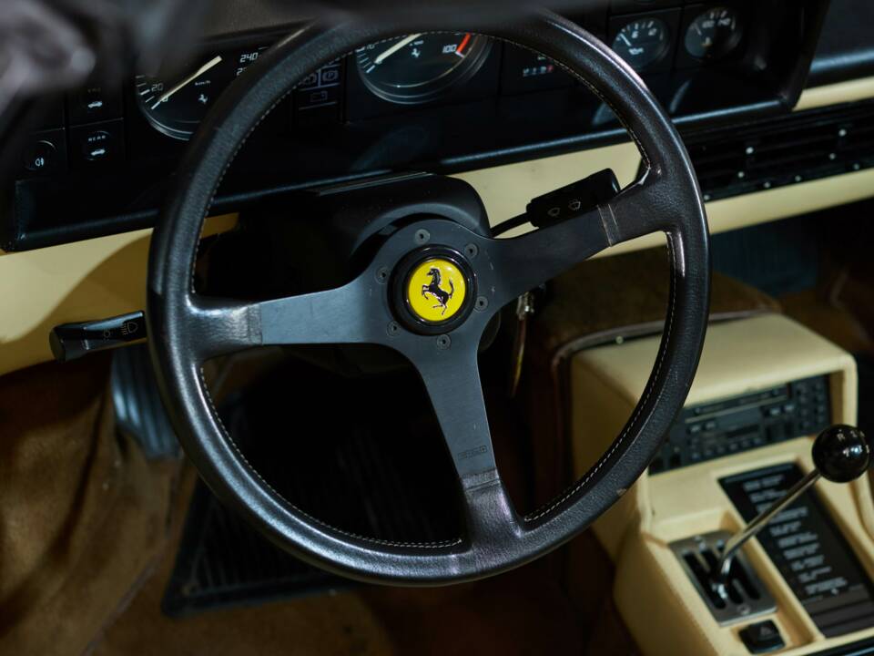 Bild 45/99 von Ferrari Mondial Quattrovalvole (1985)