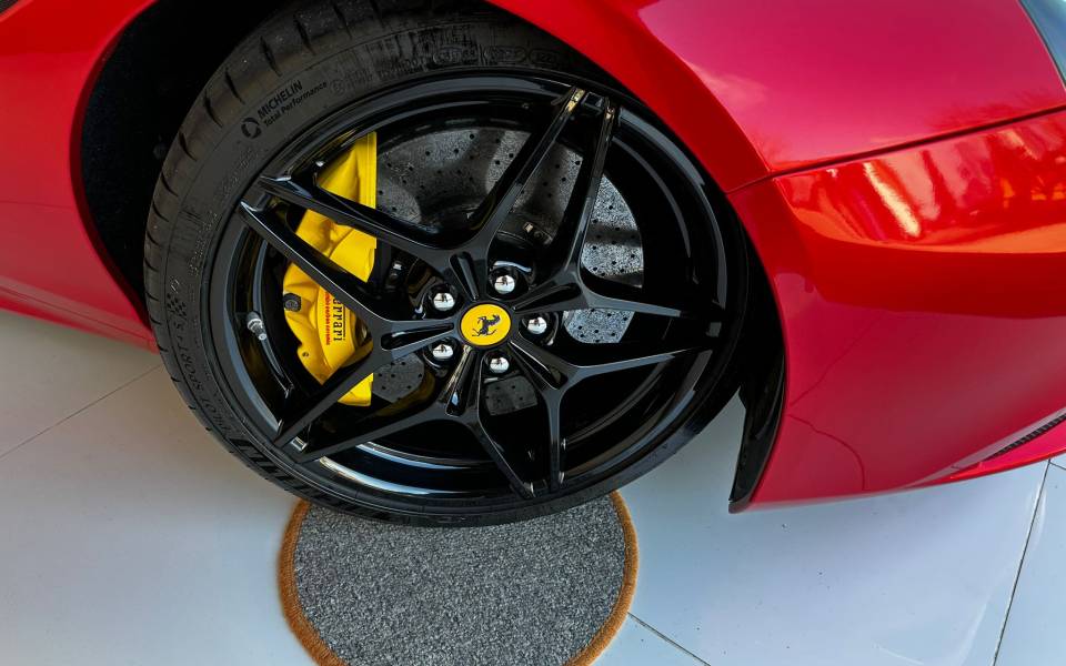 Imagen 30/39 de Ferrari California T (2015)