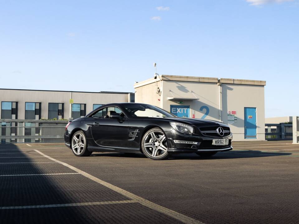 Image 9/33 de Mercedes-Benz SL 63 AMG (2012)