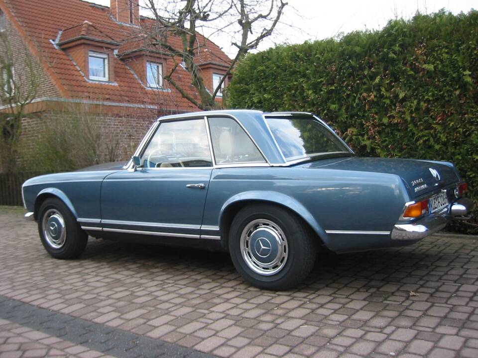 Image 5/38 de Mercedes-Benz 280 SL (1970)