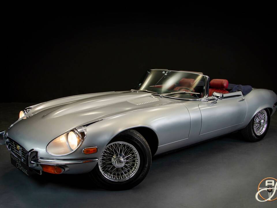 Bild 1/21 von Jaguar E-Type V12 (1971)