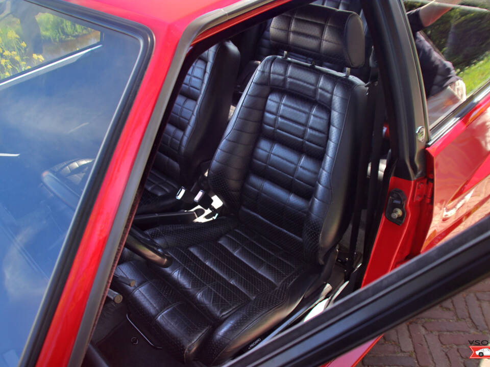 Bild 15/30 von Lancia Delta HF Integrale Evoluzione I (1991)