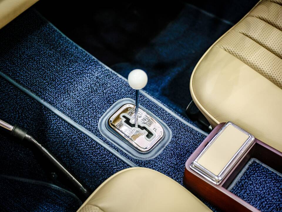 Image 22/31 de Mercedes-Benz 280 SL (1968)