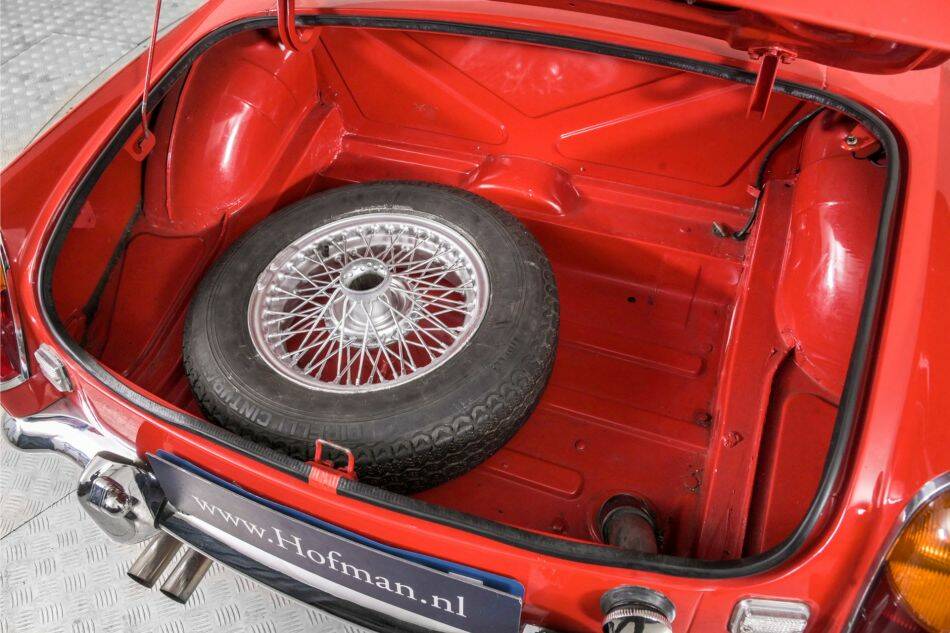 Imagen 29/82 de MG MGB (1967)