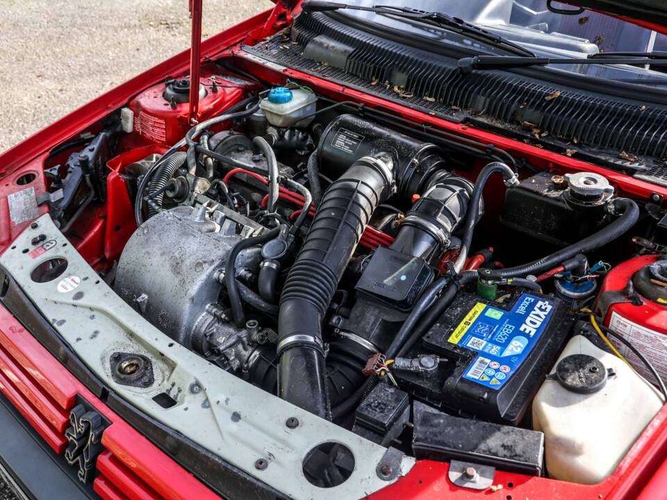 Immagine 26/39 di Peugeot 205 CTi (1991)