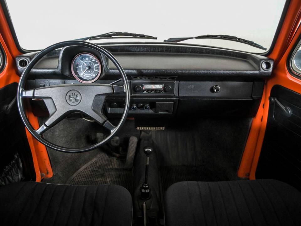 Bild 7/50 von Volkswagen Käfer 1303 S (1972)