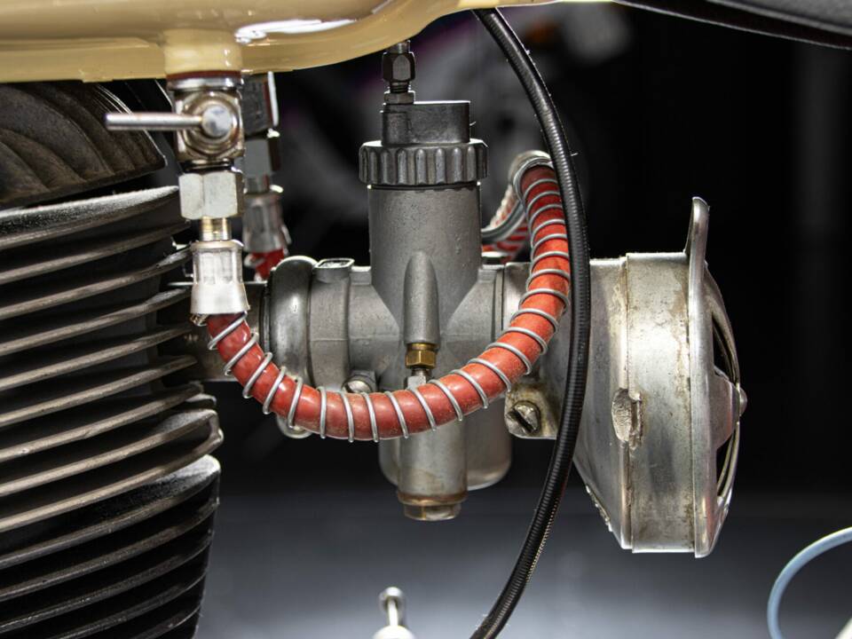 Image 50/50 of Gilera DUMMY (1956)