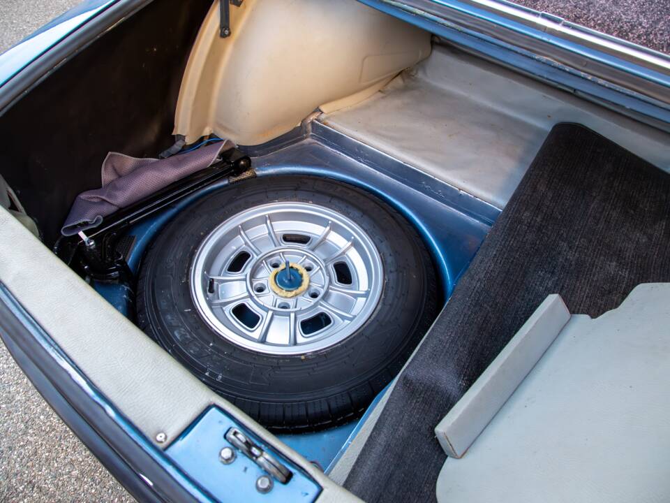 Image 41/56 of BMW 2800 CS (1969)