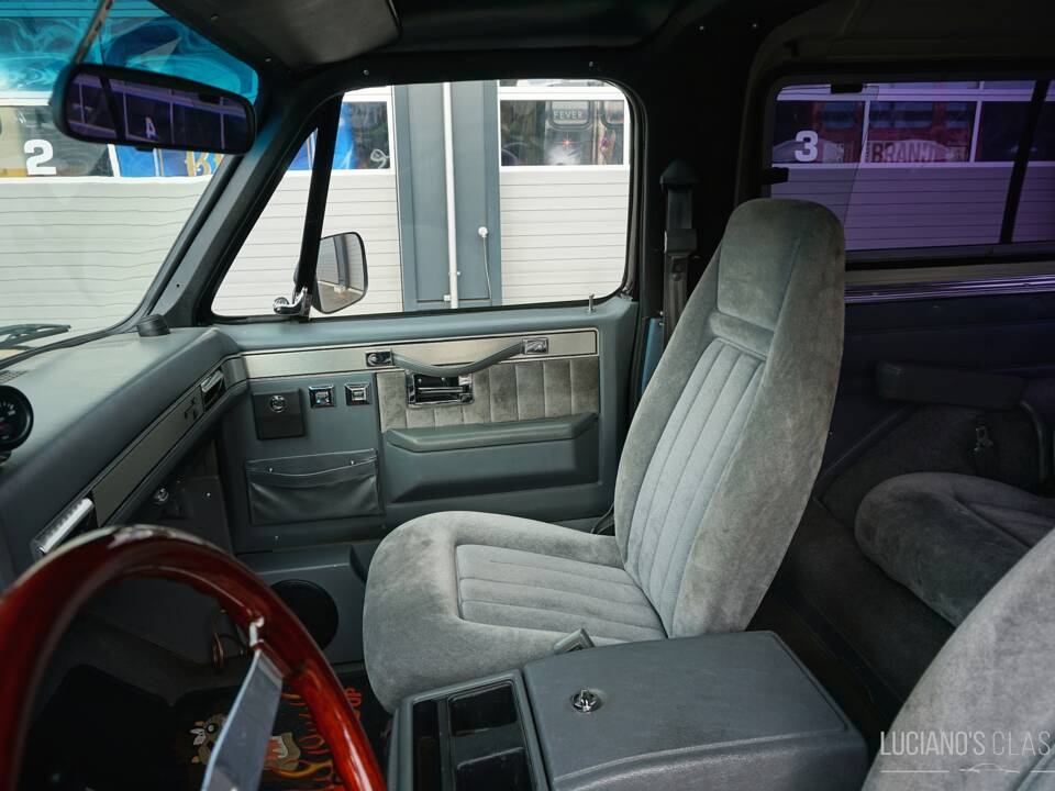 Image 35/54 of Chevrolet Blazer (1986)