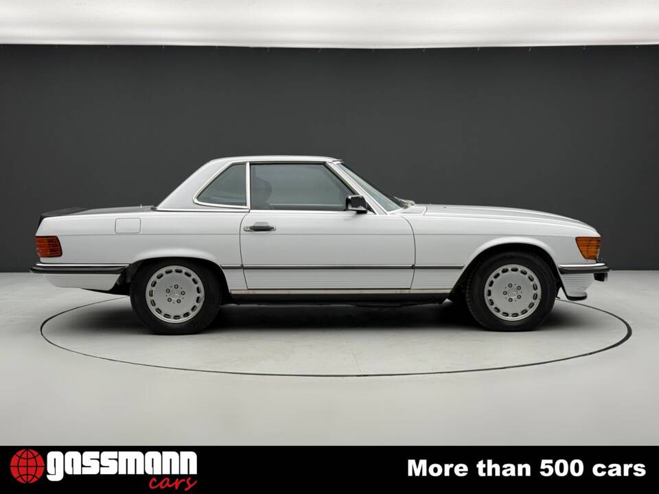 Bild 4/15 von Mercedes-Benz 560 SL (1986)