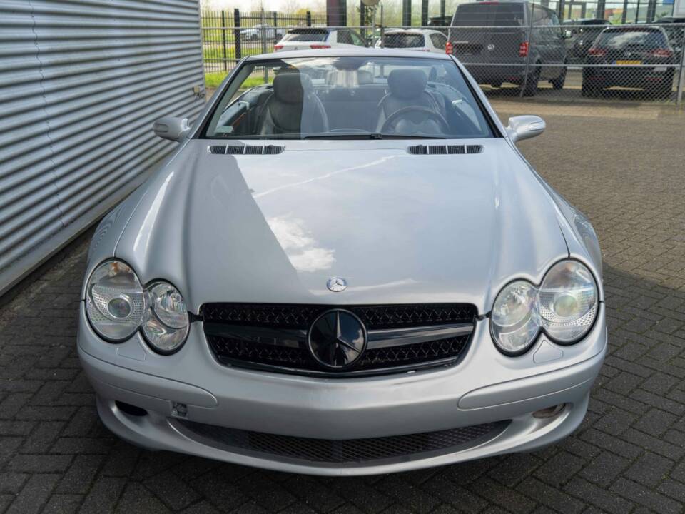 Image 2/6 de Mercedes-Benz SL 500 (2006)