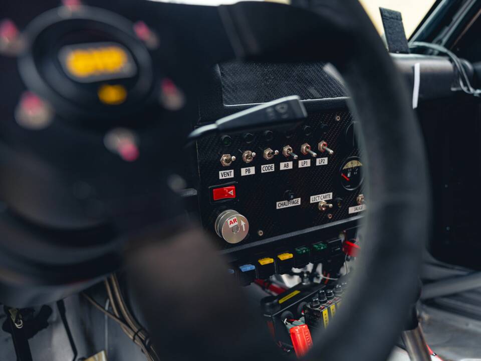 Image 42/56 de BMW M3 (1988)