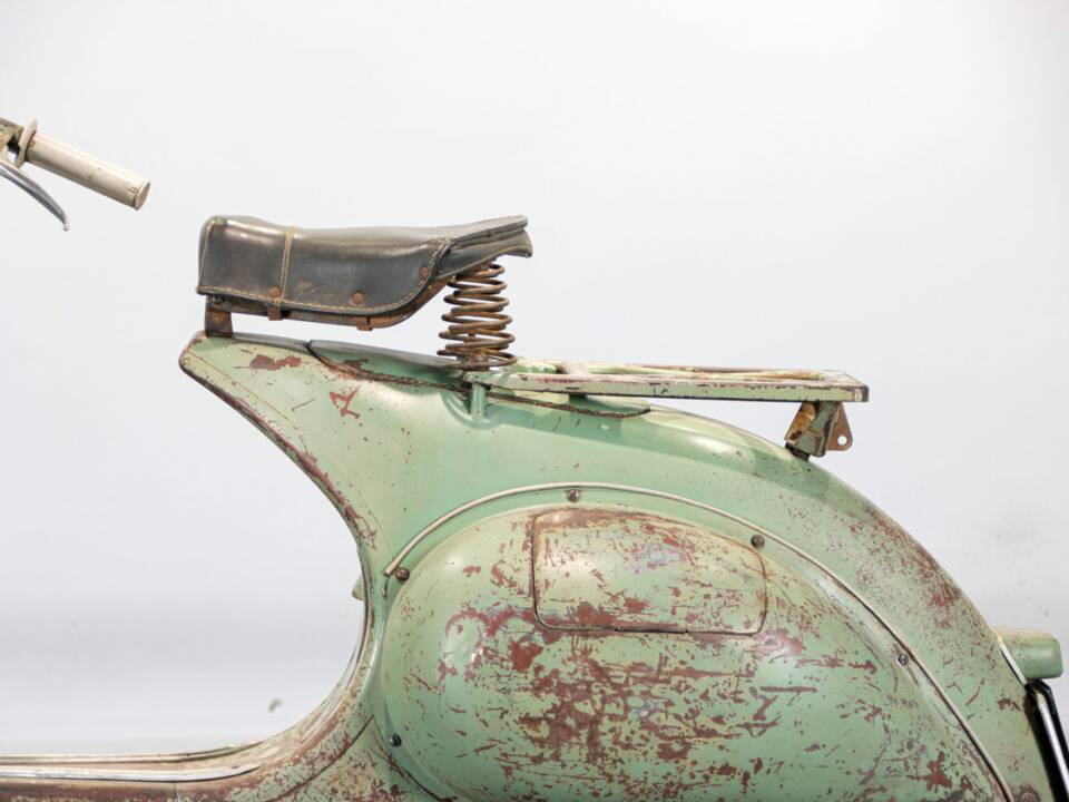 Image 25/50 of Piaggio DUMMY (1953)