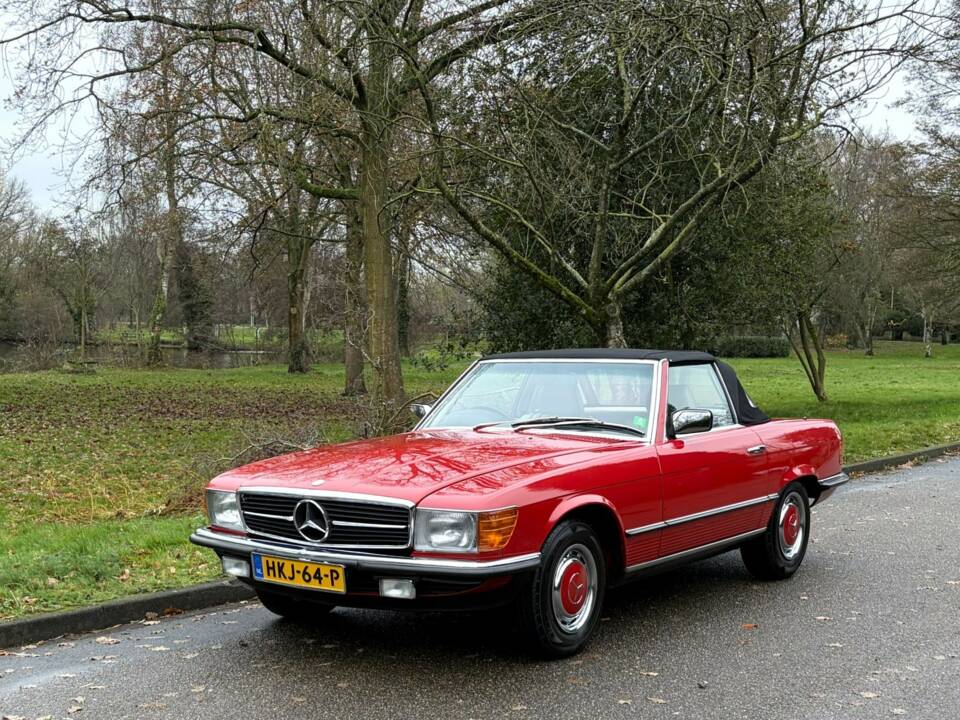 Immagine 1/14 di Mercedes-Benz 280 SL (1985)