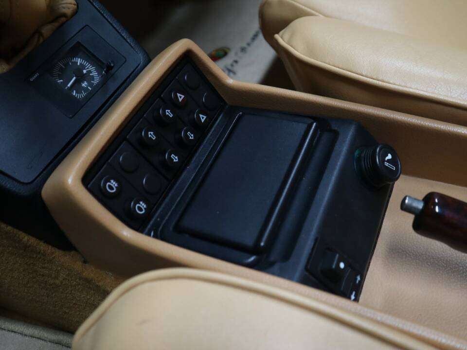 Image 19/58 de Alfa Romeo 2.0 Spider (1992)