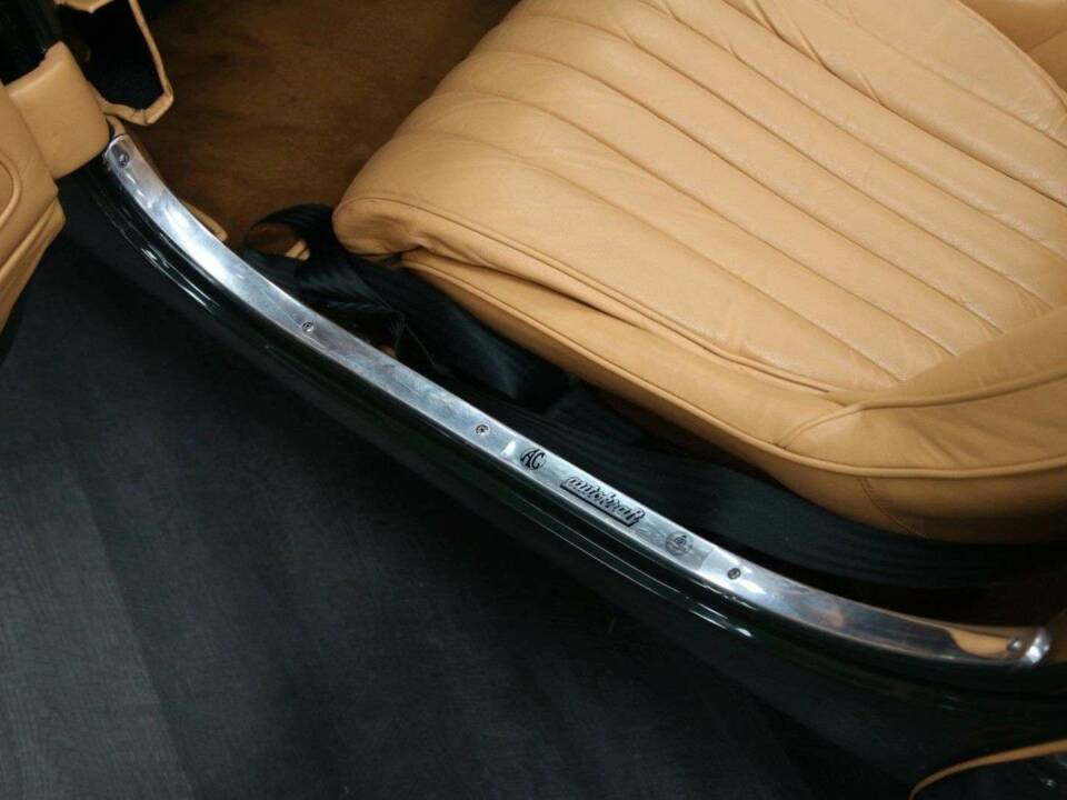 Image 11/30 of AC Cobra Mk IV (1989)