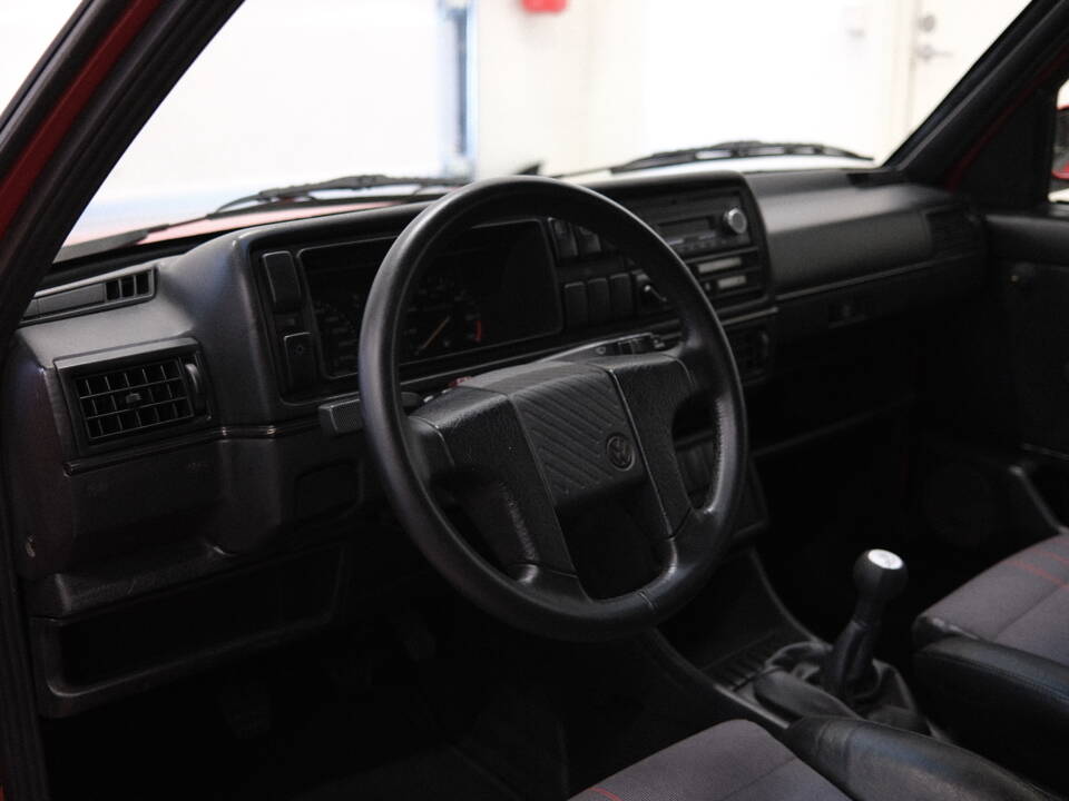 Bild 4/50 von Volkswagen Golf II Rallye 1.8 (1989)