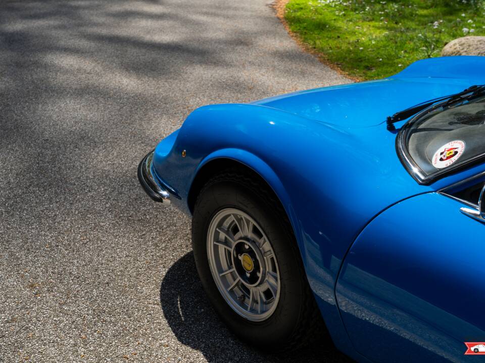 Bild 24/34 von Ferrari Dino 246 GT (1971)