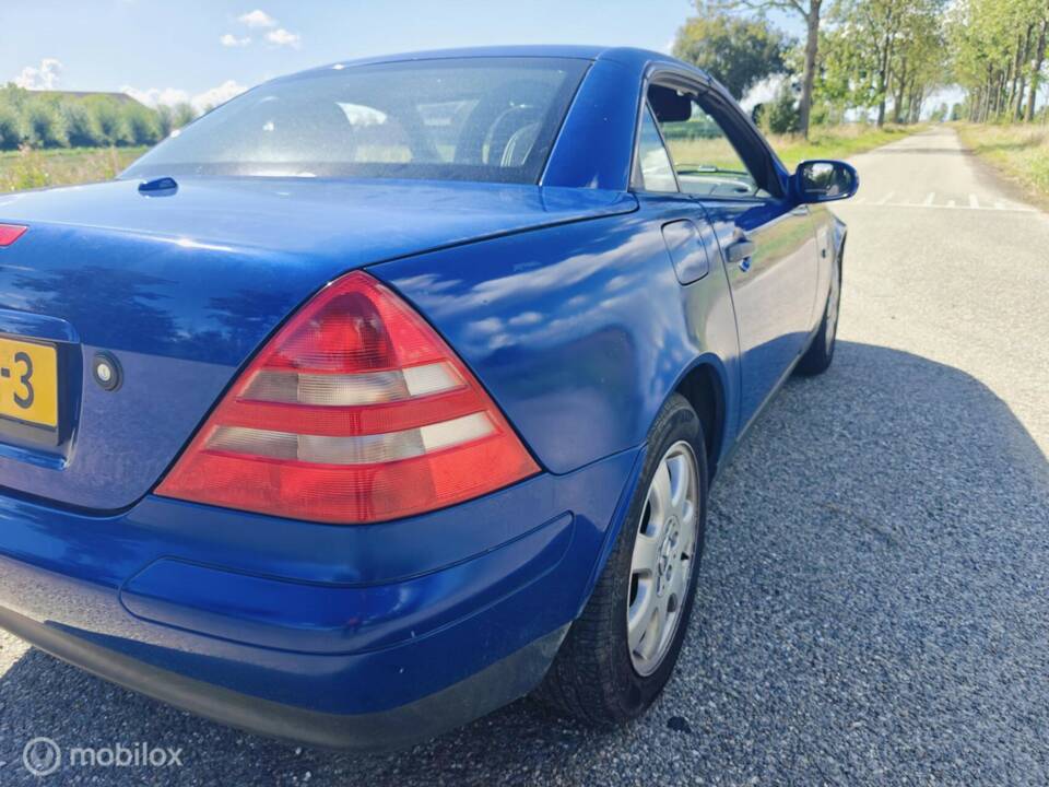 Bild 14/27 von Mercedes-Benz SLK 200 (1999)