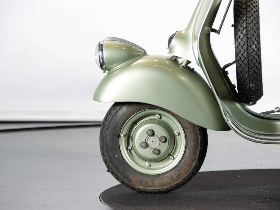 Immagine 28/50 di Piaggio Vespa 125 (1950)