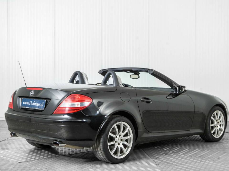 Bild 2/50 von Mercedes-Benz SLK 280 (2005)