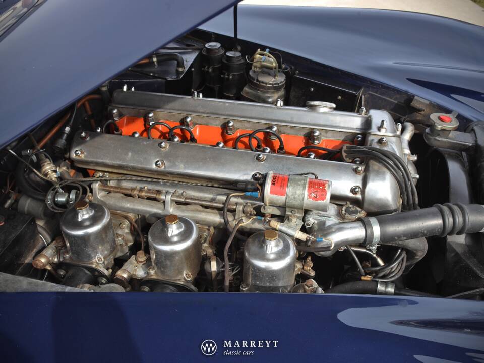 Image 71/78 of Jaguar XK 150 3.4 S OTS (1958)