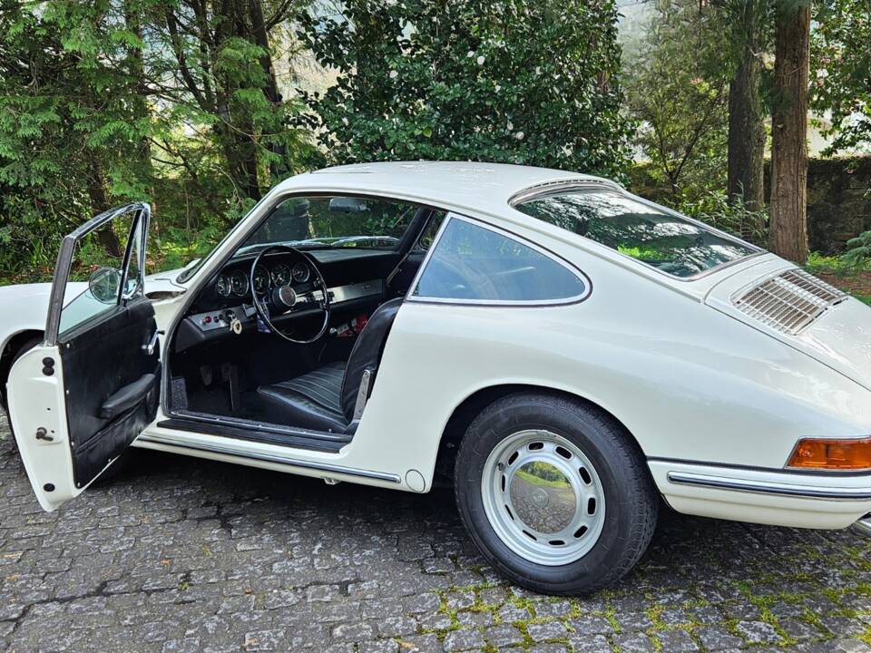 Image 14/17 de Porsche 912 (1966)