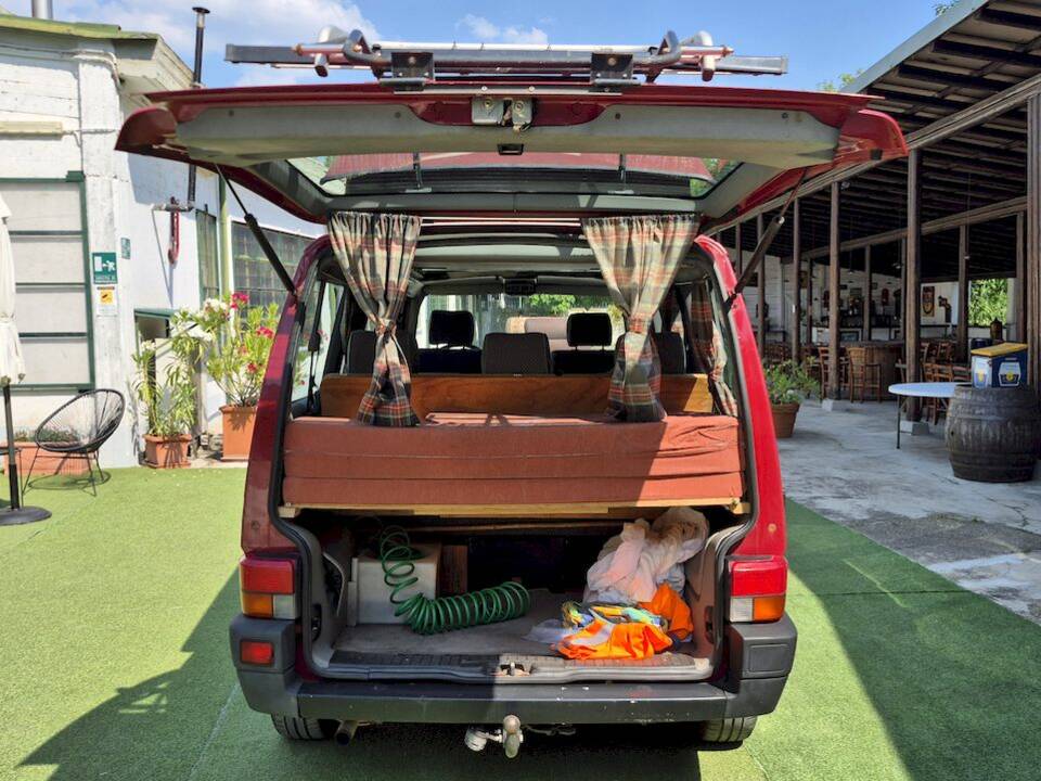 Bild 47/71 von Volkswagen T4 California 2.4 D (1994)