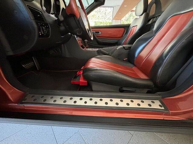 Imagen 12/15 de Mercedes-Benz SLK 230 Kompressor (1999)