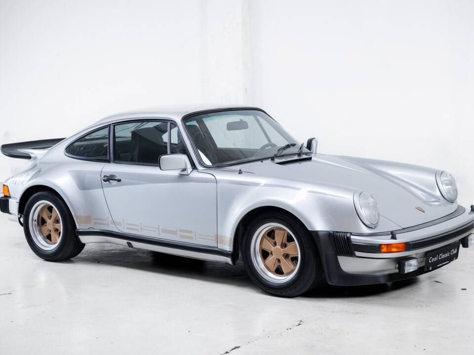 Afbeelding 3/44 van Porsche 911 Turbo 3.0 (1975)