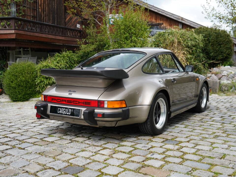 Imagen 9/12 de Porsche 935 dp II (1982)