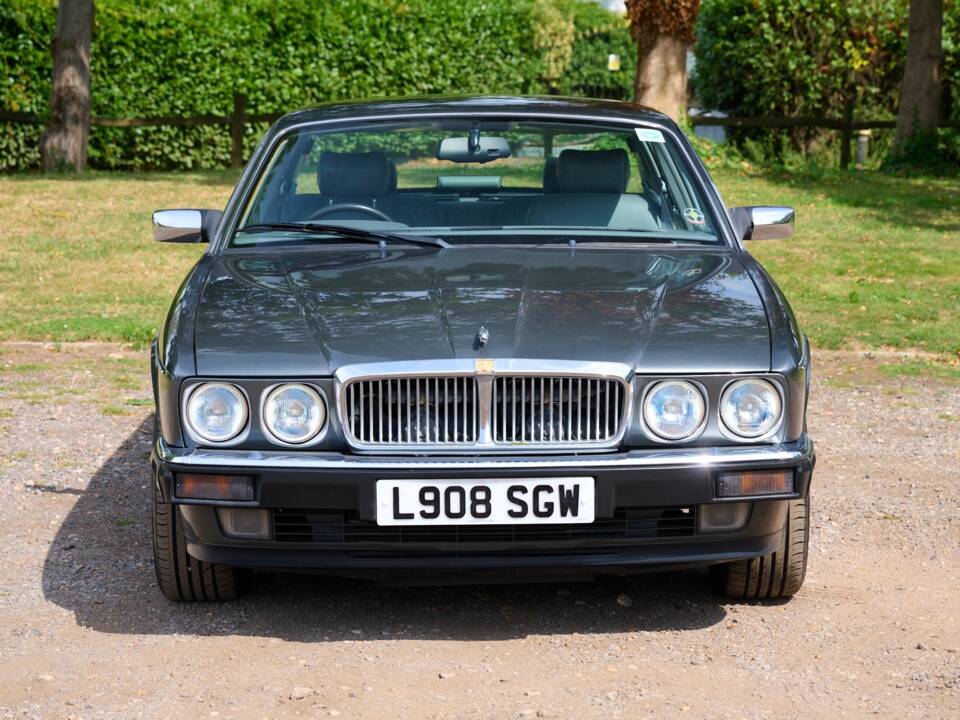 Afbeelding 6/50 van Jaguar XJ12 6.0 (1994)