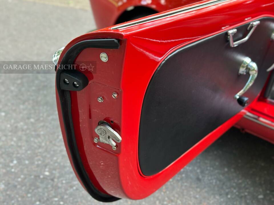Afbeelding 34/100 van Alfa Romeo Giulietta Spider (1957)