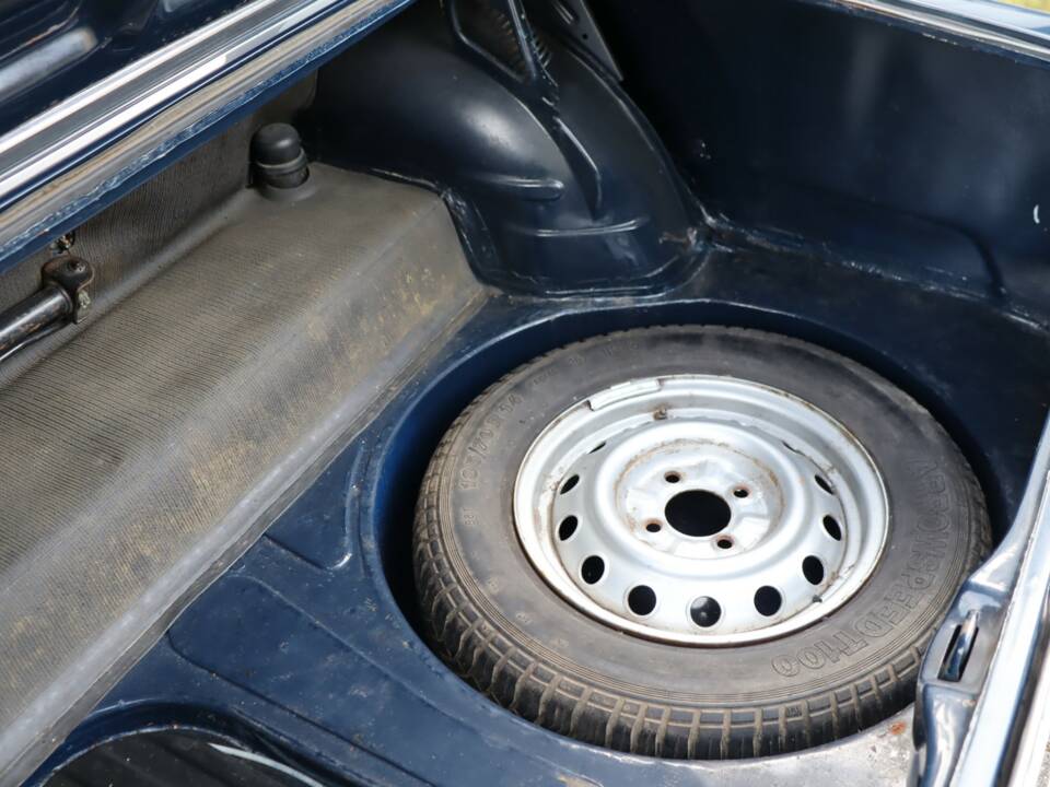 Image 45/50 of Alfa Romeo Giulia Nuova Super 1600 (1978)