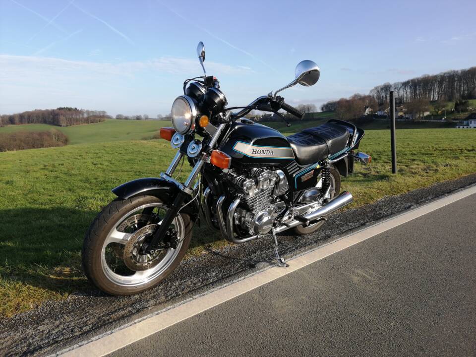 Image 21/54 of Honda CB 900 F Bol d'Or (1979)