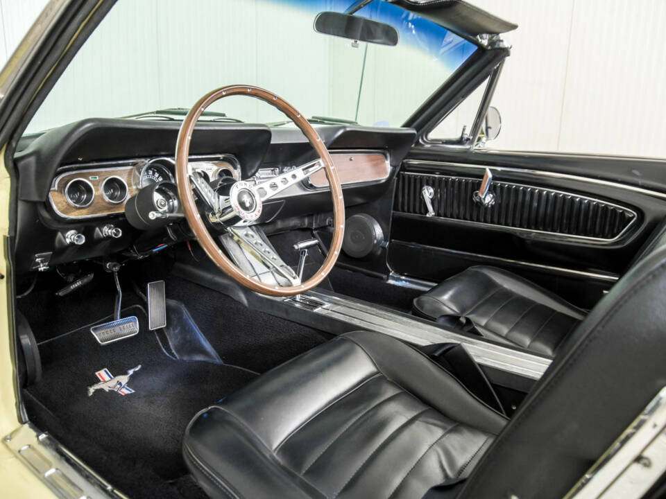 Bild 8/50 von Ford Mustang 289 (1966)