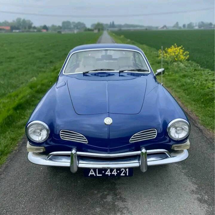 Image 6/8 of Volkswagen Karmann Ghia 1600 (1970)