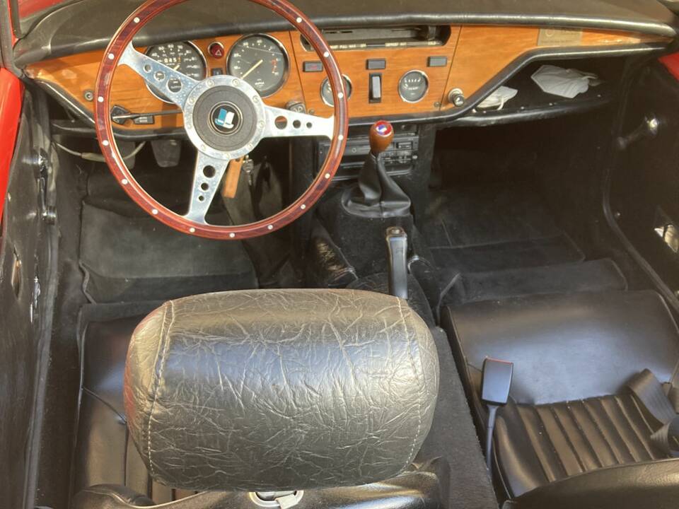 Immagine 2/8 di Triumph Spitfire 1500 (1975)