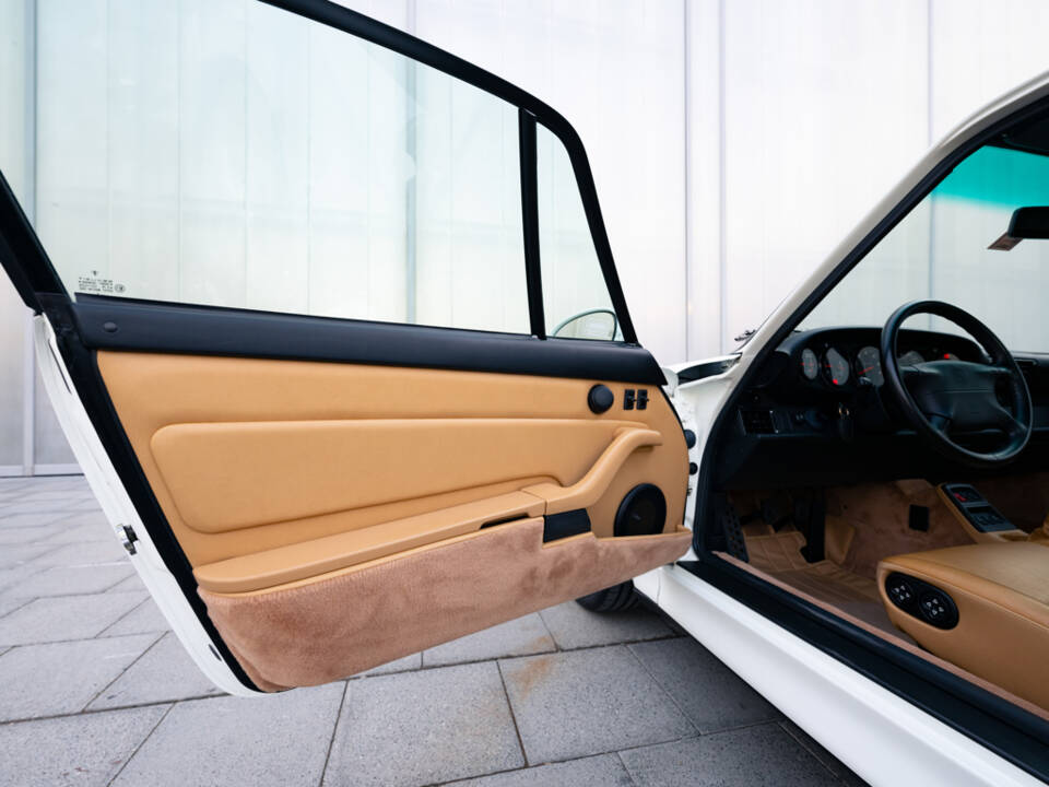 Bild 13/50 von Porsche 911 Carrera 4S (1996)