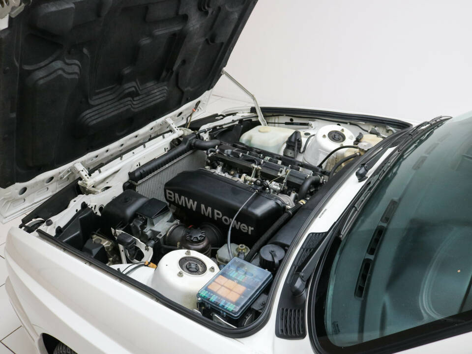 Bild 12/21 von BMW M3 (1990)