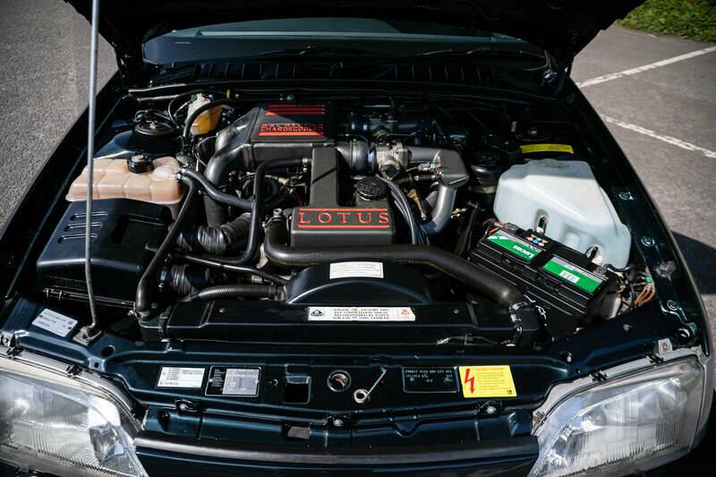 Image 3/37 de Vauxhall Lotus Carlton 3.6 (1993)