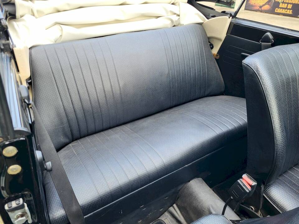 Immagine 40/47 di Volkswagen Käfer 1303 (1974)