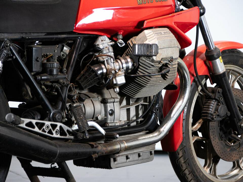 Image 11/49 de Moto Guzzi 850 LeMans (1981)
