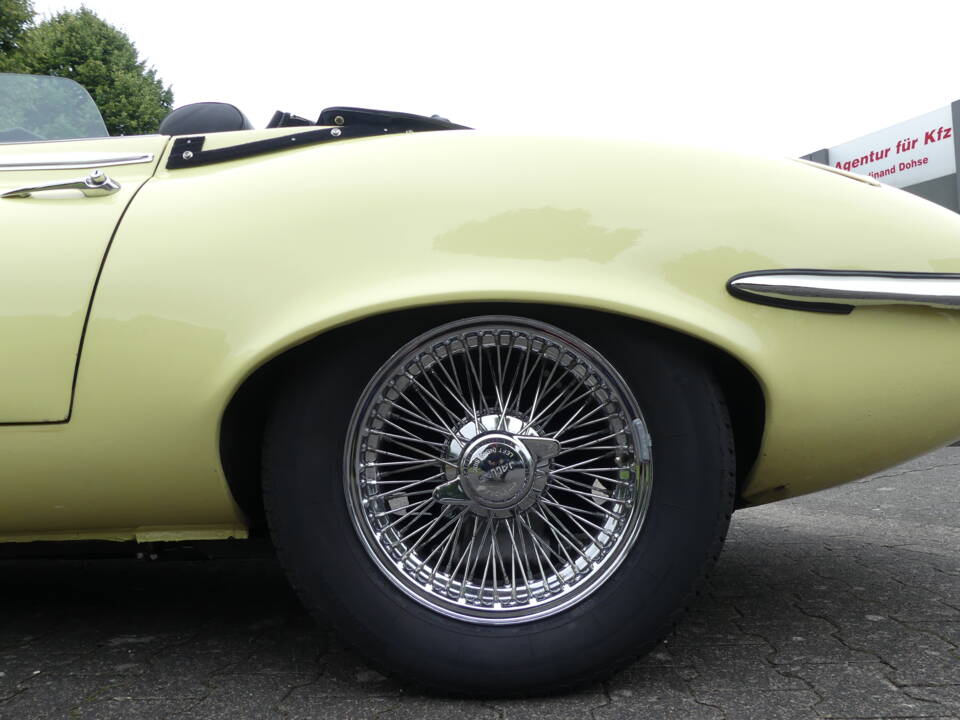 Bild 19/59 von Jaguar E-Type V12 (1972)