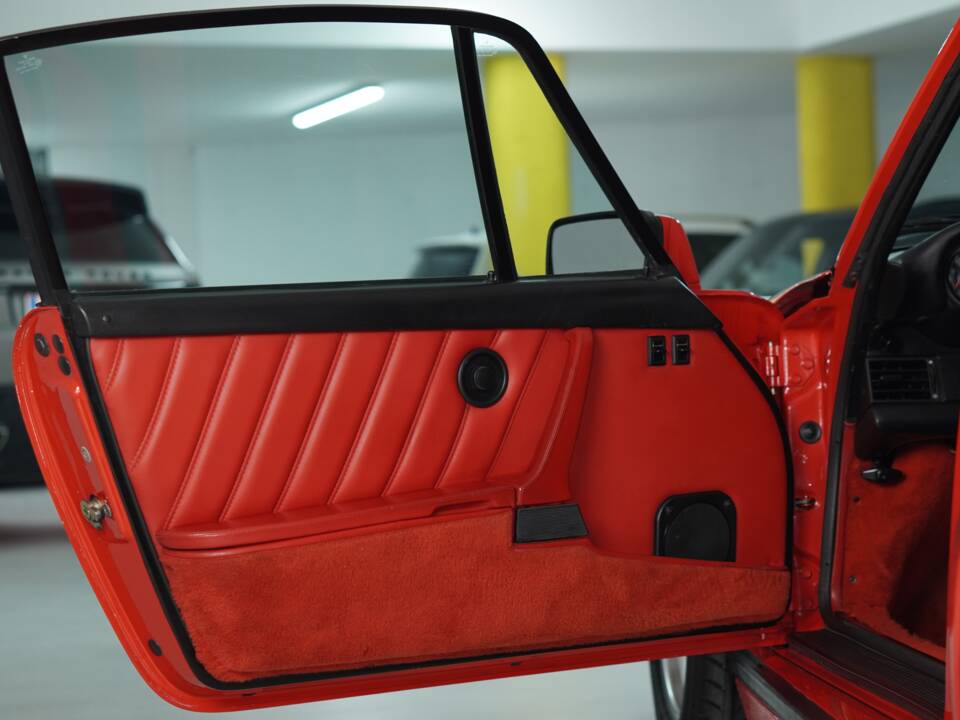 Afbeelding 27/146 van Porsche 911 Turbo 3.3 Flatnose (1985)