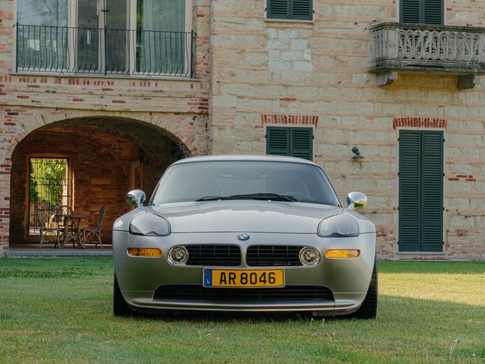Image 12/185 of BMW Z8 (2001)