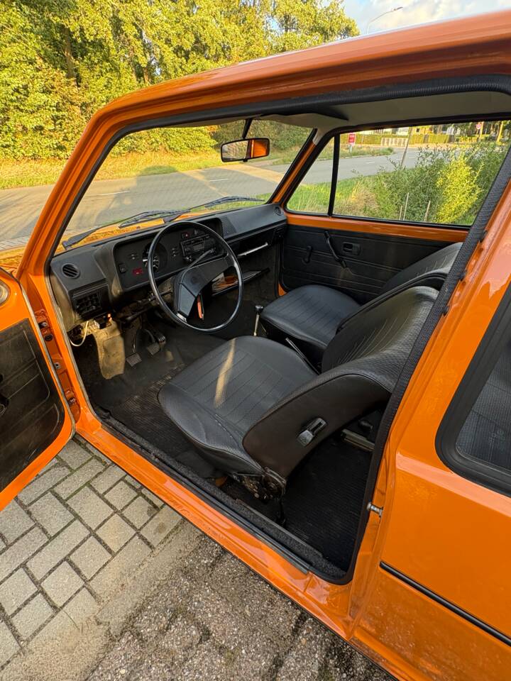 Image 8/17 of Volkswagen Golf Mk I 1.1 (1976)