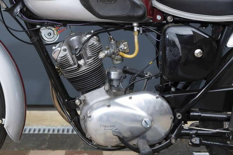 Image 16/23 of Triumph T 20 Tiger Cub (1960)