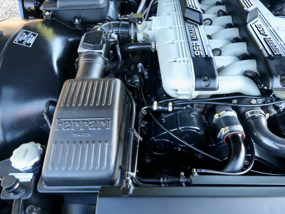 Immagine 36/50 di Ferrari 456 GT (1994)