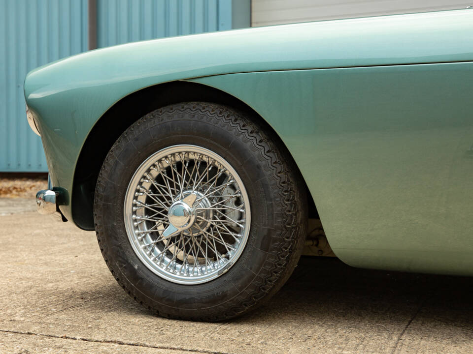Immagine 39/50 di Aston Martin DB 4 Prototype (1957)